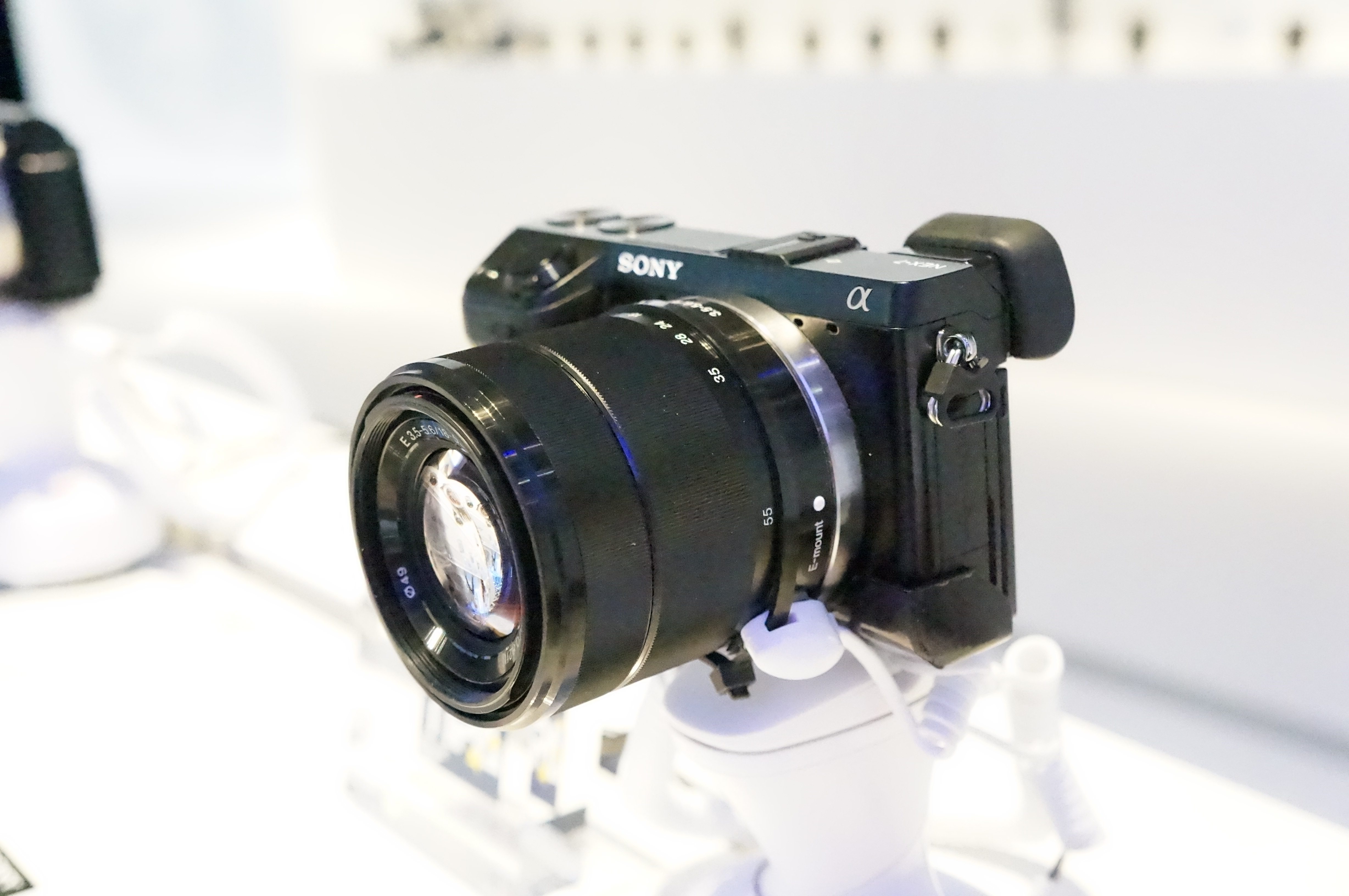 Sony NEX-5R - pierwsze zdjęcia - Optyczne.pl